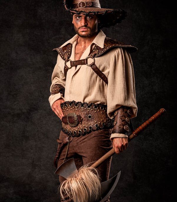ula | traje de pirata hombre en alquiler para fiestas de moros y cristianos | trajes jolly roger | petrer