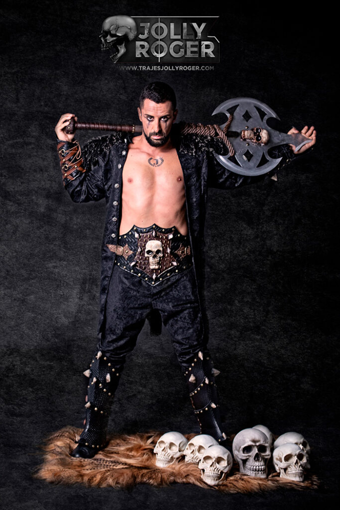 black sam | traje de pirata hombre en alquiler para fiestas de moros y cristianos | trajes jolly roger | petrer