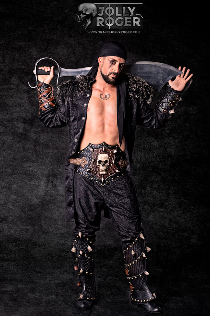 black sam | traje de pirata hombre en alquiler para fiestas de moros y cristianos | trajes jolly roger | petrer