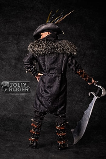black sam | traje de pirata hombre en alquiler para fiestas de moros y cristianos | trajes jolly roger | petrer