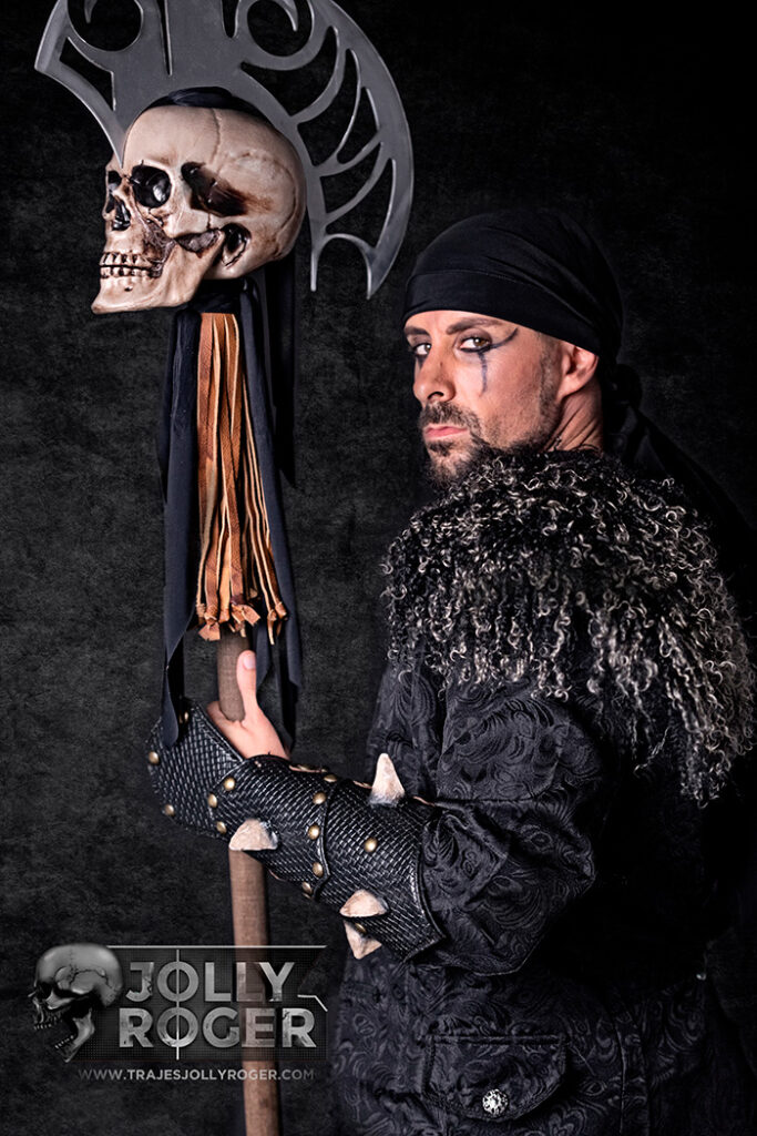 black sam | traje de pirata hombre en alquiler para fiestas de moros y cristianos | trajes jolly roger | petrer