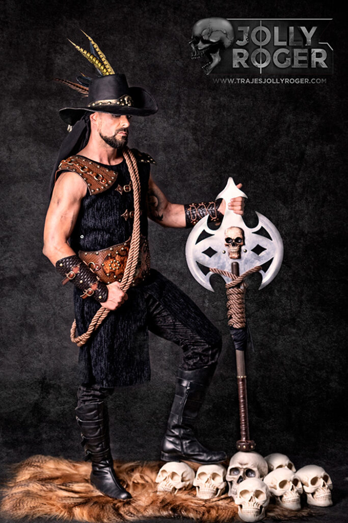 bucanero | traje de pirata para hombre en alquiler para fiestas de moros y cristianos | trajes jolly roger | petrer