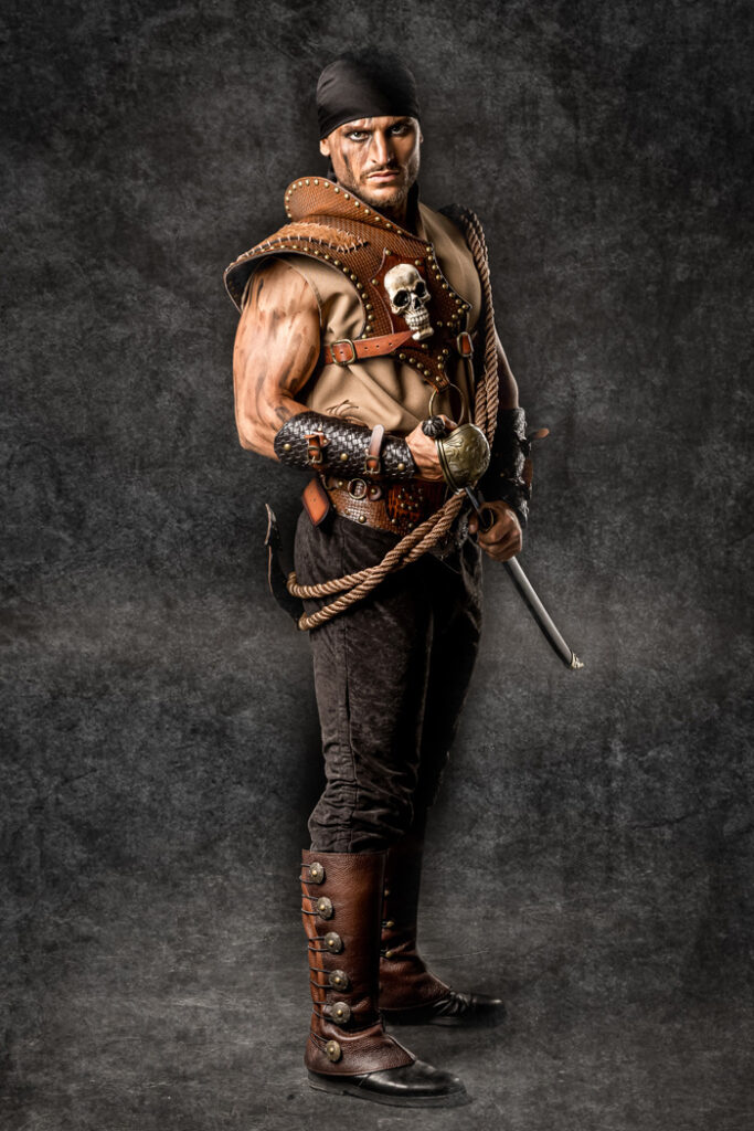 bucanero | traje de pirata para hombre en alquiler para fiestas de moros y cristianos | trajes jolly roger | petrer