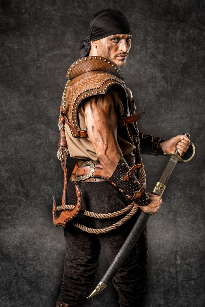 bucanero | traje de pirata para hombre en alquiler para fiestas de moros y cristianos | trajes jolly roger | petrer