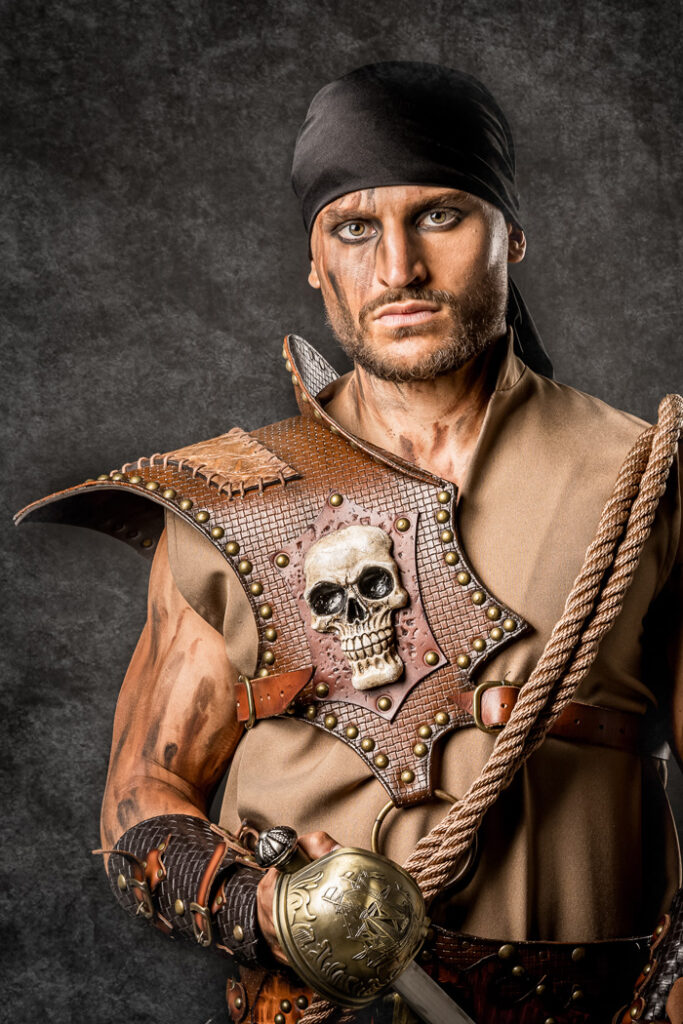bucanero | traje de pirata para hombre en alquiler para fiestas de moros y cristianos | trajes jolly roger | petrer