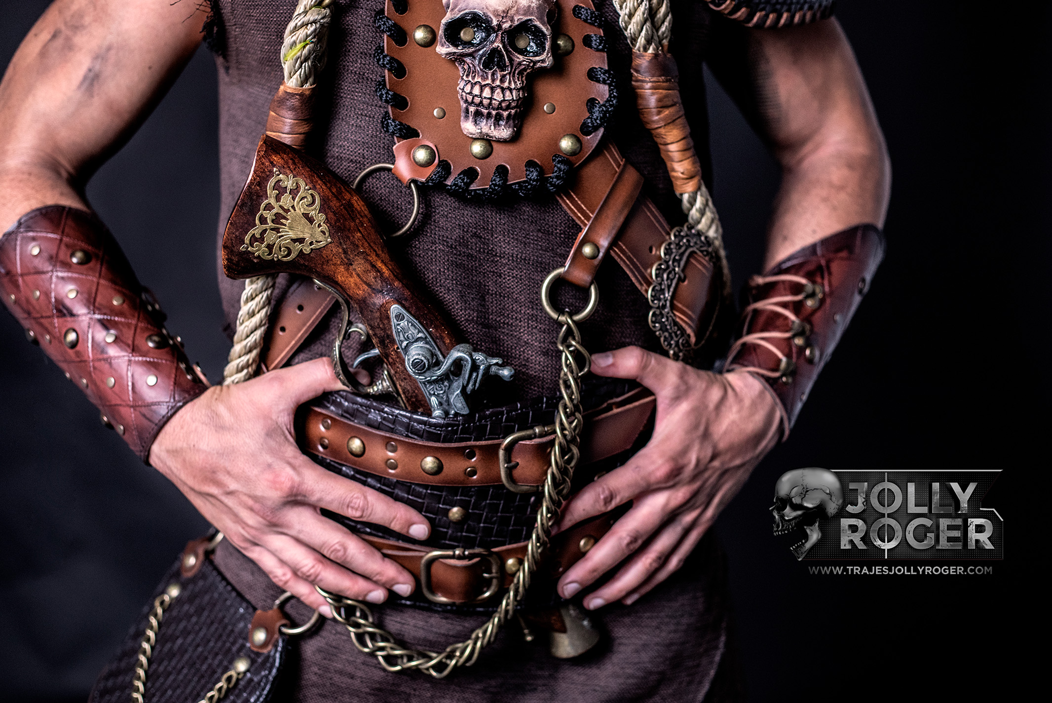 drakkars | traje de pirata para hombre en alquiler para fiestas de moros y cristianos | trajes jolly roger | petrer