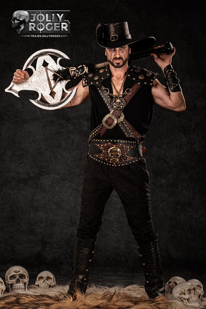 edgar | traje de pirata para hombre en alquiler para fiestas de moros y cristianos | trajes jolly roger | petrer