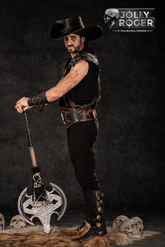 edgar | traje de pirata para hombre en alquiler para fiestas de moros y cristianos | trajes jolly roger | petrer