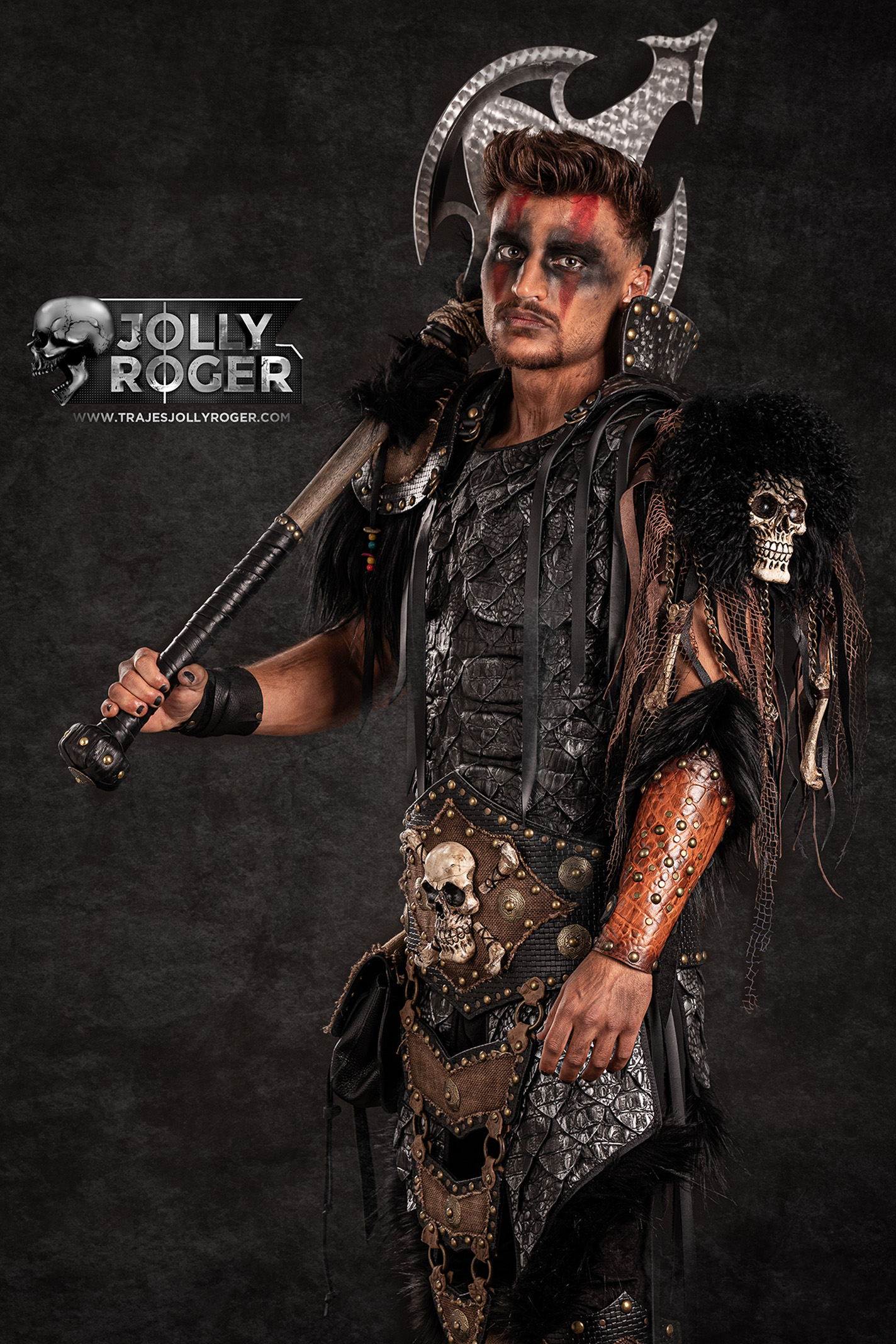 gantulga | traje de pirata para hombre en alquiler para fiestas de moros y cristianos | trajes jolly roger | petrer