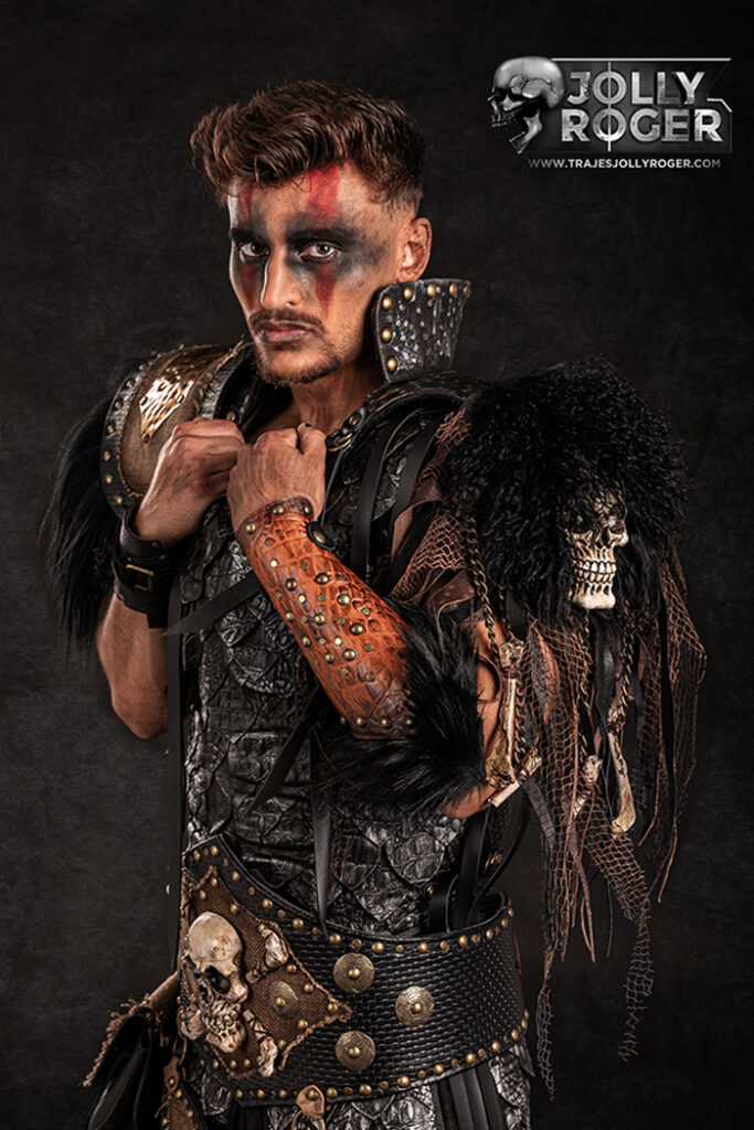 gantulga | traje de pirata para hombre en alquiler para fiestas de moros y cristianos | trajes jolly roger | petrer