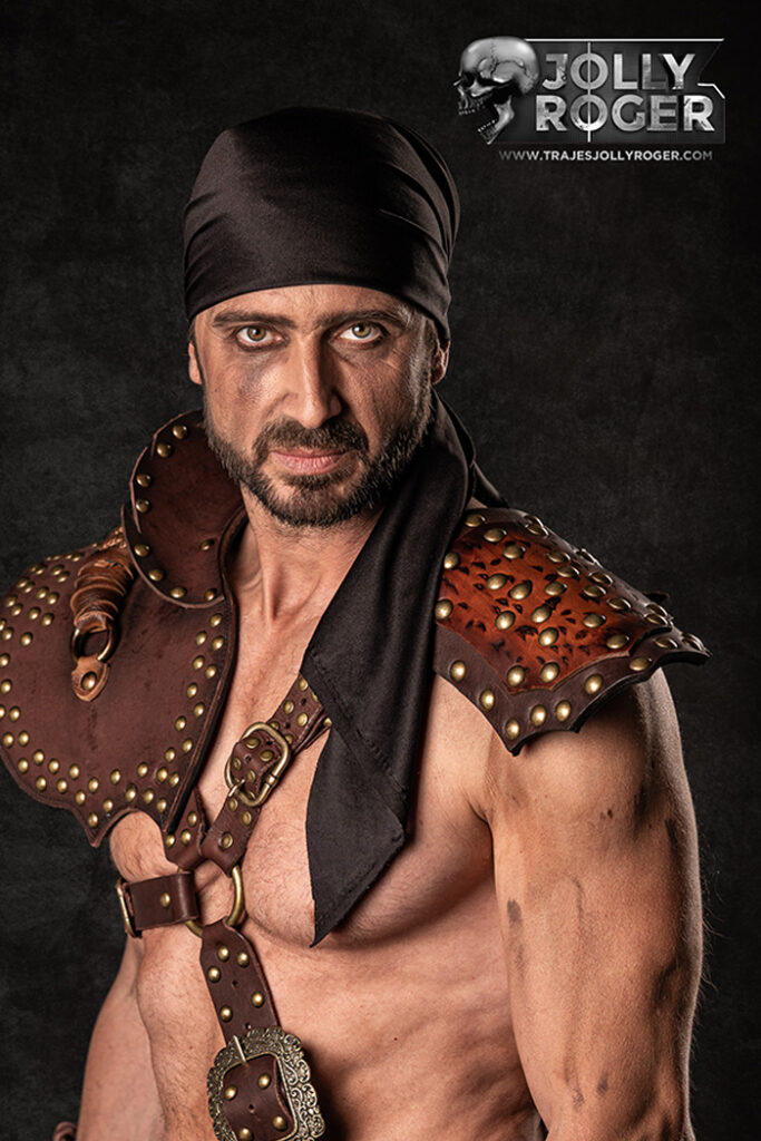henry morgan | traje de pirata para hombre en alquiler para fiestas de moros y cristianos | trajes jolly roger | petrer