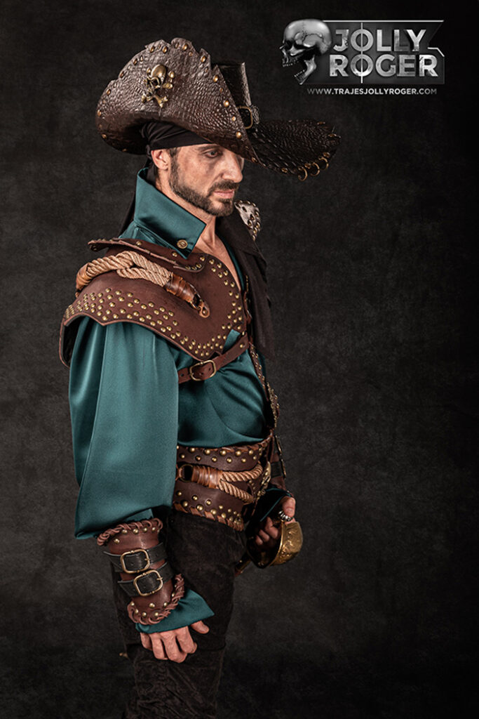 henry morgan | traje de pirata para hombre en alquiler para fiestas de moros y cristianos | trajes jolly roger | petrer