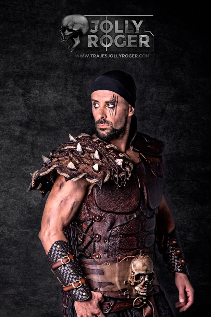 sangre y arena | traje de pirata para hombre en alquiler para fiestas de moros y cristianos | trajes jolly roger | petrer