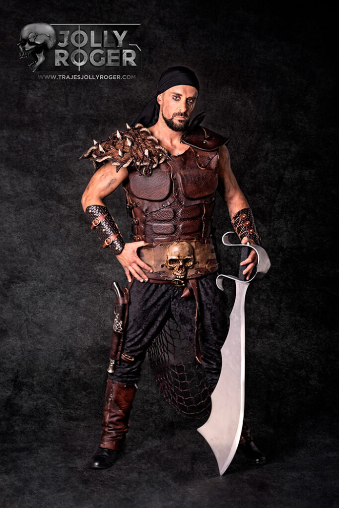 sangre y arena | traje de pirata para hombre en alquiler para fiestas de moros y cristianos | trajes jolly roger | petrer