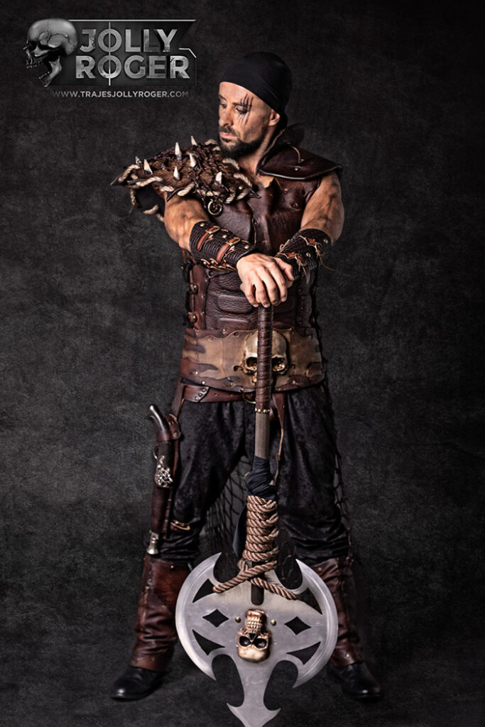 sangre y arena | traje de pirata para hombre en alquiler para fiestas de moros y cristianos | trajes jolly roger | petrer