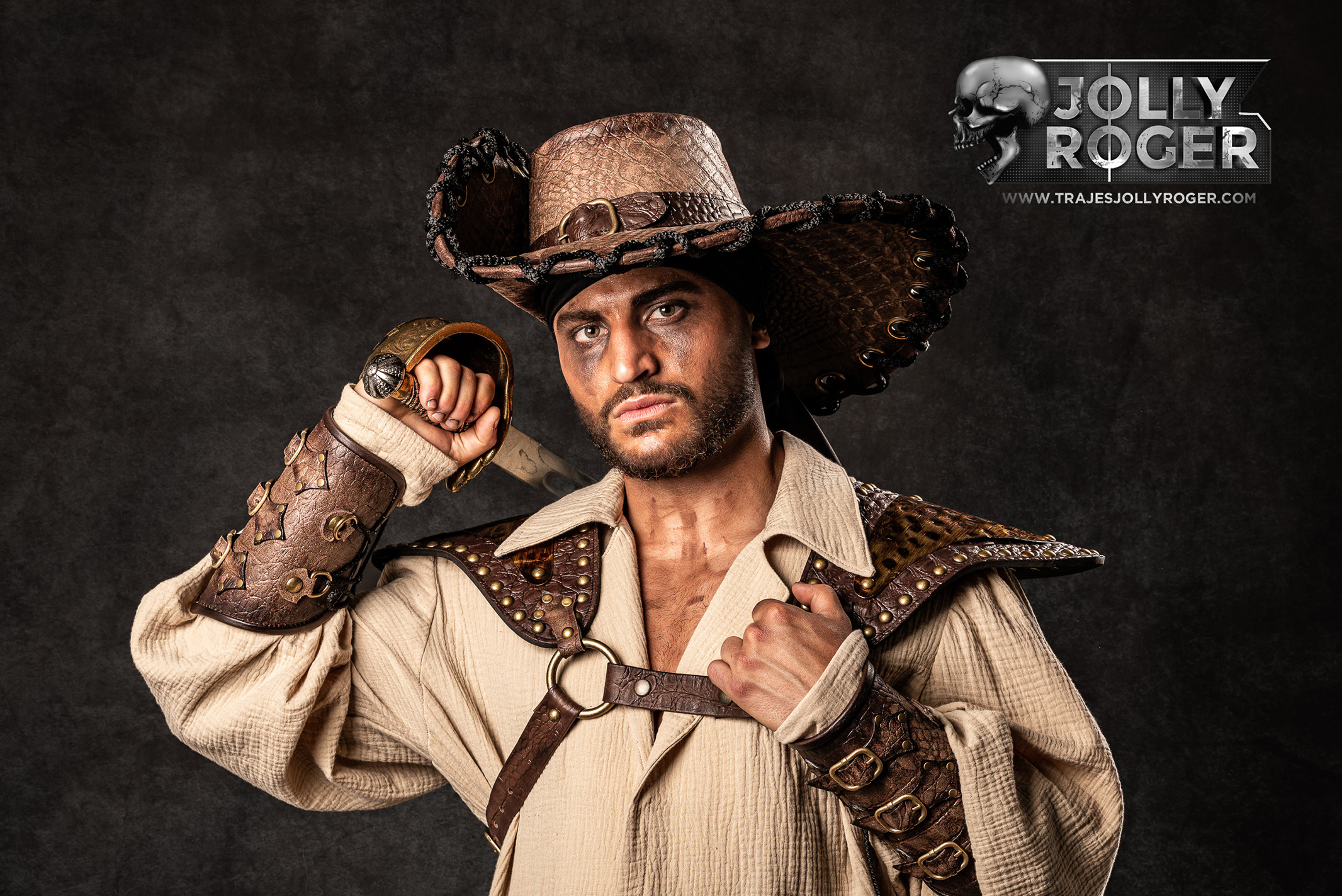 ula | traje de pirata para hombre en alquiler para fiestas de moros y cristianos | trajes jolly roger | petrer