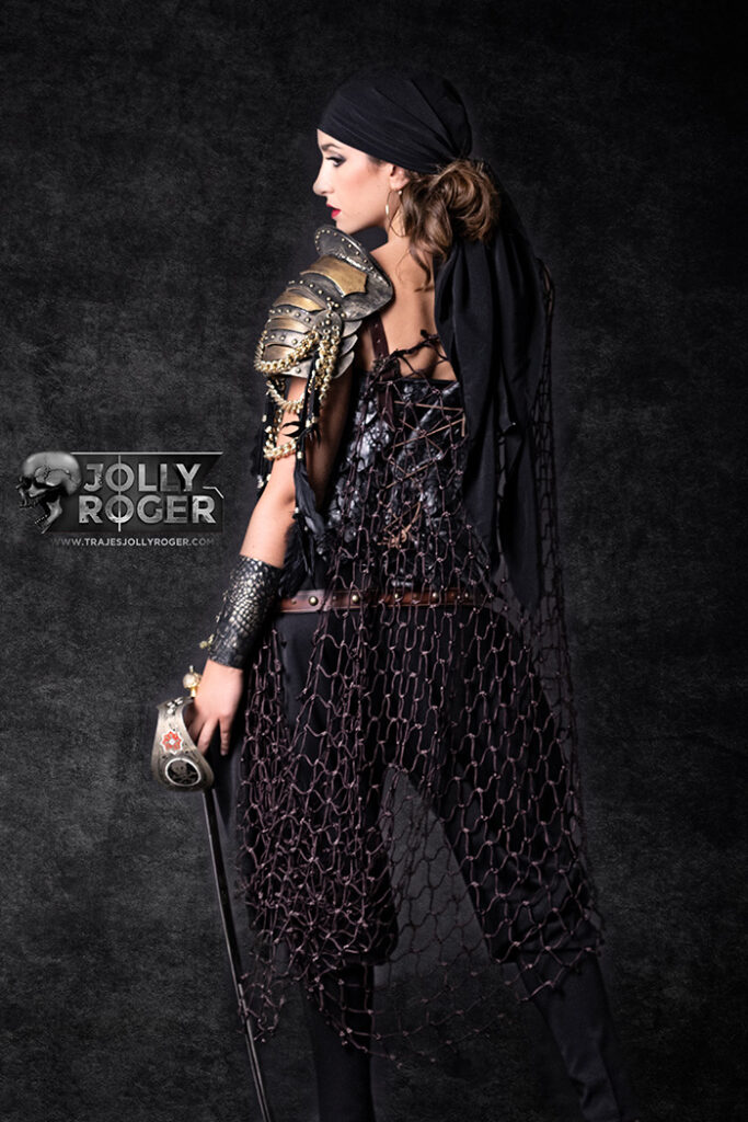 ching shih | traje de pirata mujer en alquiler para fiestas de moros y cristianos | trajes jolly roger | petrer