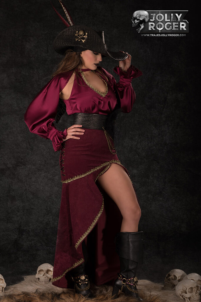 ladies | traje de pirata para mujer en alquiler para fiestas de moros y cristianos | trajes jolly roger | petrer