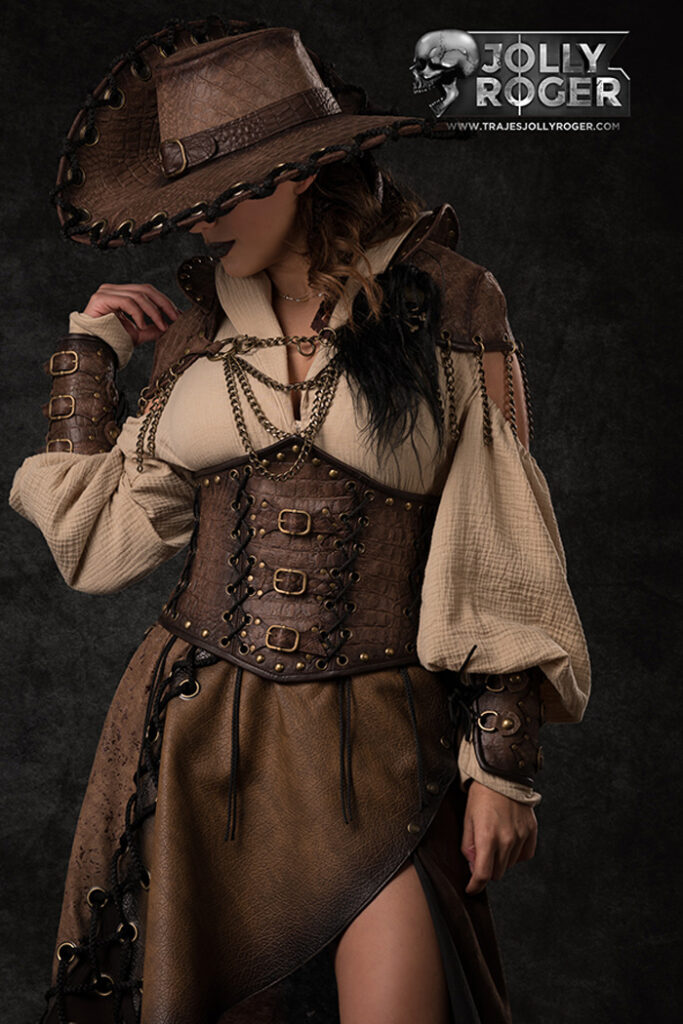 ula | traje de pirata para mujer en alquiler para fiestas de moros y cristianos | trajes jolly roger | petrer