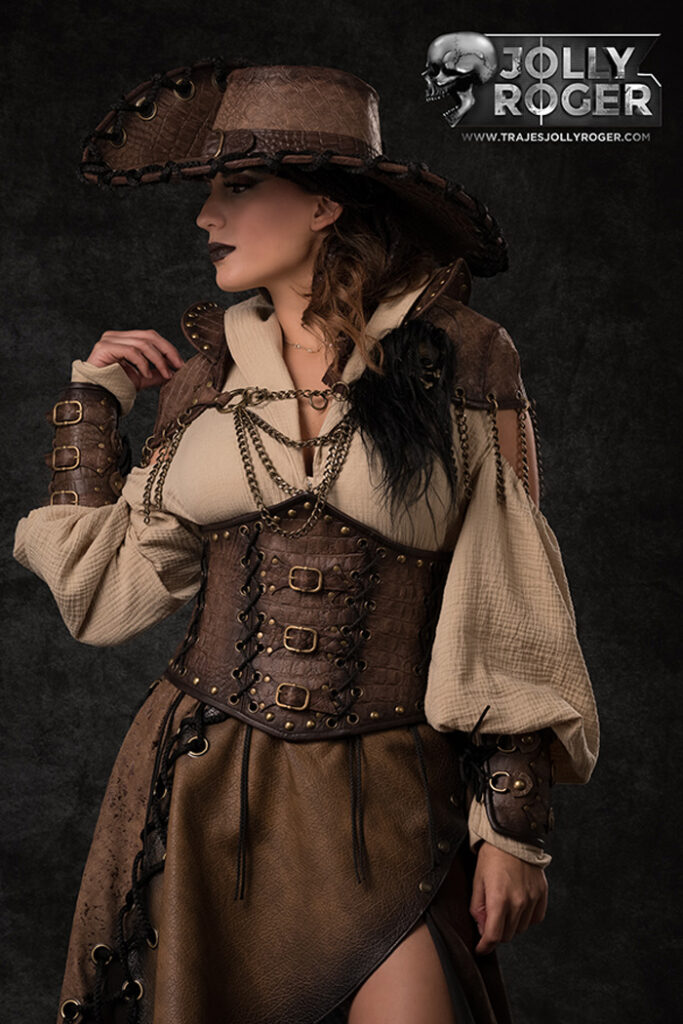 ula | traje de pirata para mujer en alquiler para fiestas de moros y cristianos | trajes jolly roger | petrer
