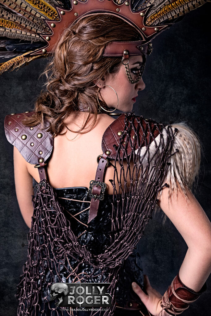 valkiria | traje de pirata para mujer en alquiler para fiestas de moros y cristianos | trajes jolly roger | petrer