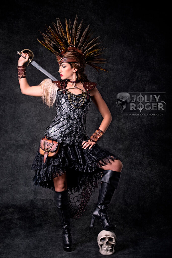 valkiria | traje de pirata para mujer en alquiler para fiestas de moros y cristianos | trajes jolly roger | petrer