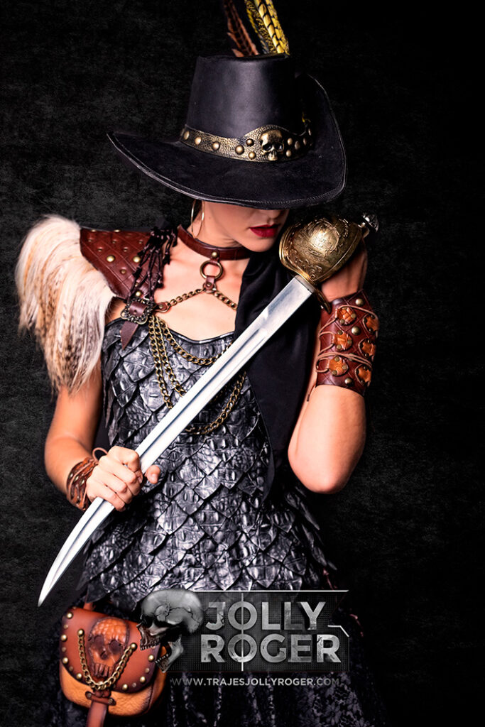 valkiria | traje de pirata para mujer en alquiler para fiestas de moros y cristianos | trajes jolly roger | petrer