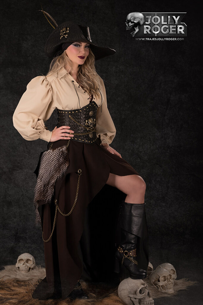 willian | traje de pirata para mujer en alquiler para fiestas de moros y cristianos | trajes jolly roger | petrer
