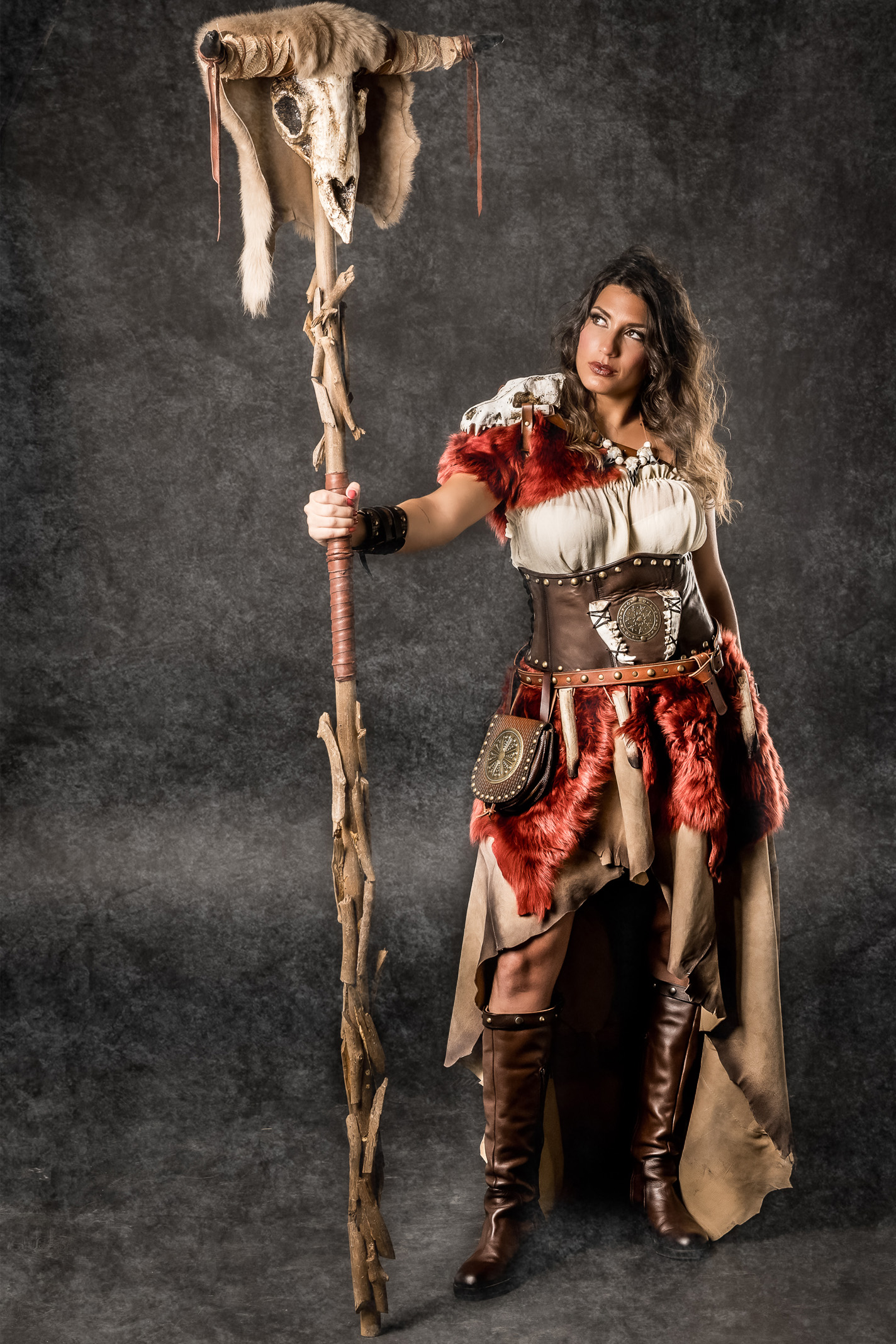 freya | traje de cristiano para mujer en alquiler para fiestas de moros y cristianos | trajes jolly roger | petrer