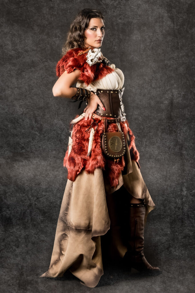 freya | traje de cristiano para mujer en alquiler para fiestas de moros y cristianos | trajes jolly roger | petrer