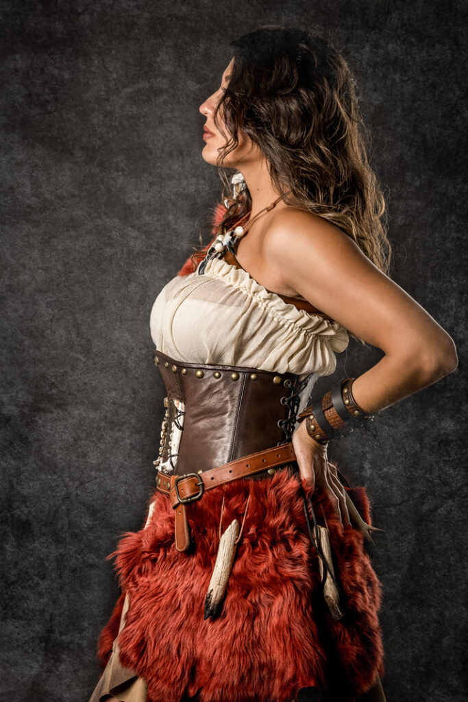 freya | traje de cristiano para mujer en alquiler para fiestas de moros y cristianos | trajes jolly roger | petrer