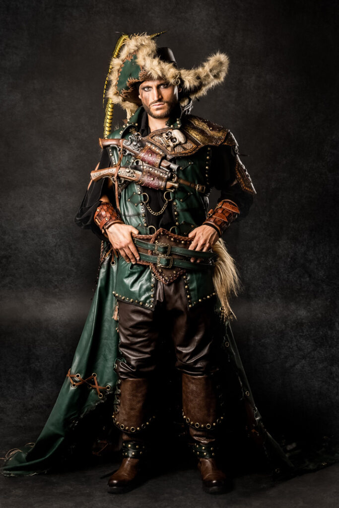 anne y benjamin | trajes de pirata para hombre y mujer en alquiler para fiestas de moros y cristianos | trajes para cargos, abanderadas y capitanes | trajes jolly roger | petrer