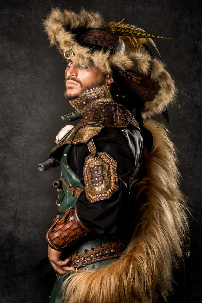anne y benjamin | trajes de pirata para hombre y mujer en alquiler para fiestas de moros y cristianos | trajes para cargos, abanderadas y capitanes | trajes jolly roger | petrer