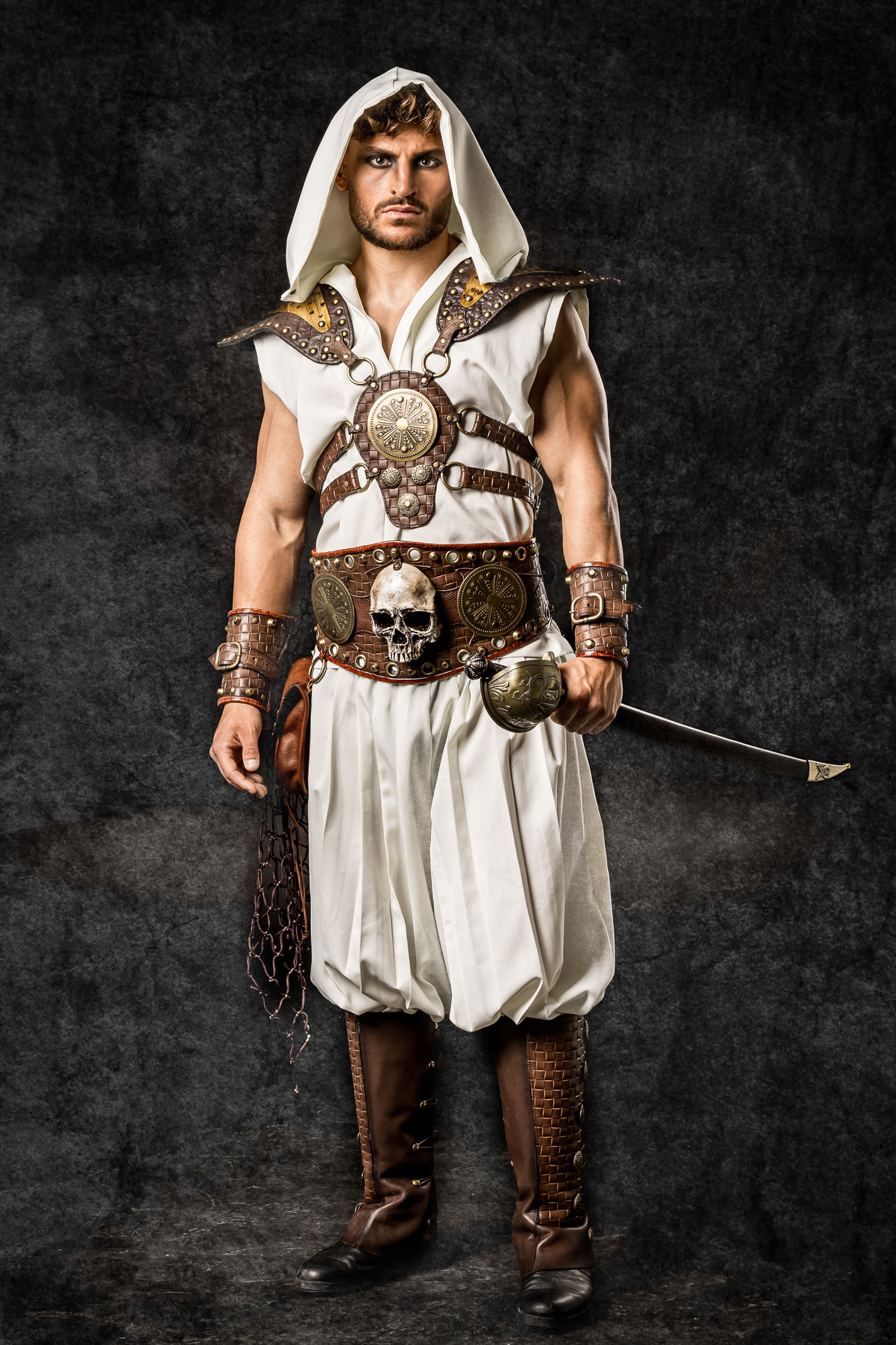 nilo | traje de pirata para hombre en alquiler para fiestas de moros y cristianos | trajes jolly roger | petrer
