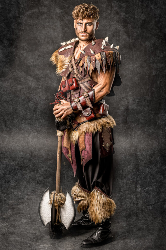 richard worly | traje de pirata para hombre en alquiler para fiestas de moros y cristianos | trajes jolly roger | petrer