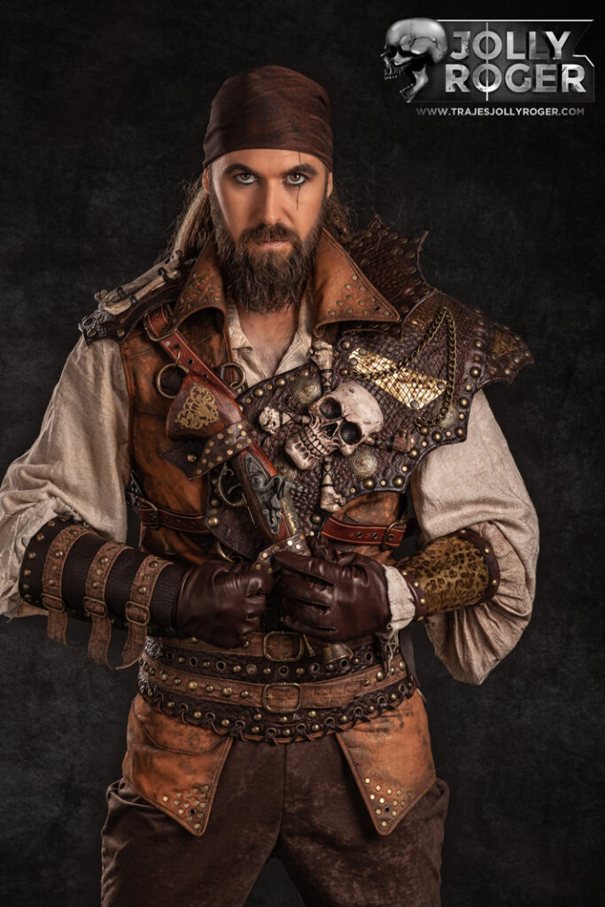 lauren y charles | trajes de pirata para hombre y mujer en alquiler para fiestas de moros y cristianos | trajes para cargos, abanderadas y capitanes | trajes jolly roger | petrer